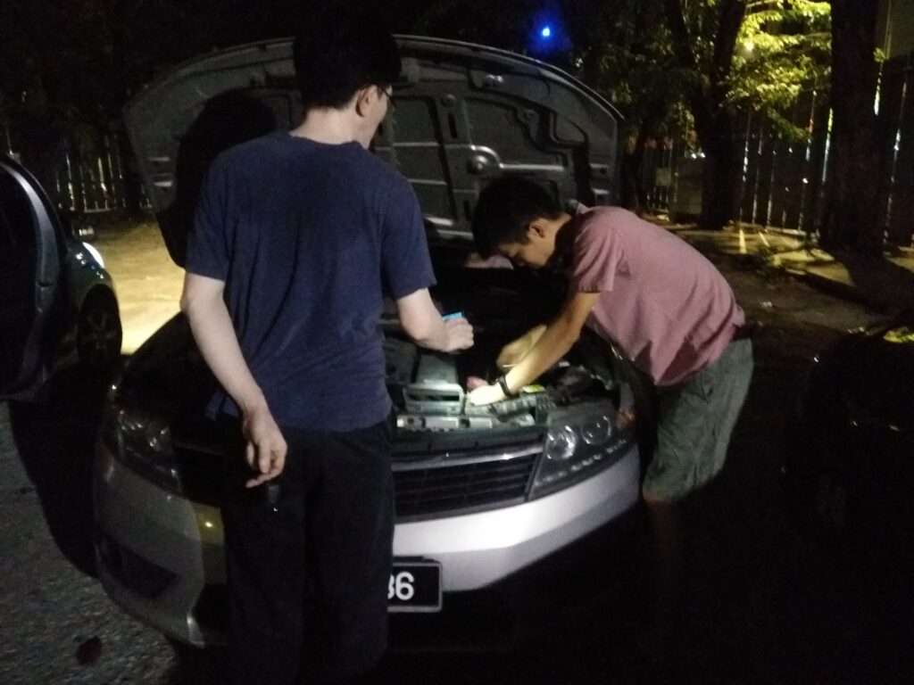 24 hours car battery service pj night
